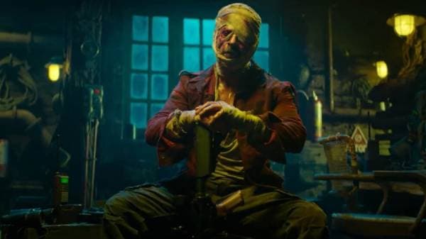  Shah Rukh Khan unveils look for Atlee’s film