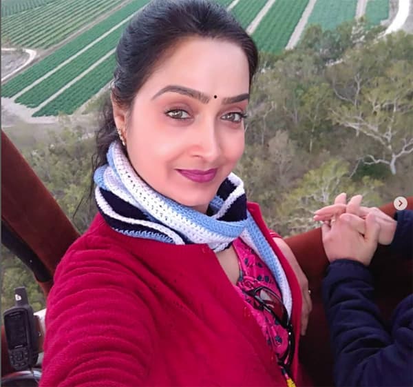 തമിഴില്‍ നായികയ്ക്ക് ചേരില്ലെന്നു പറഞ്ഞ  ഈ കണ്ണുകളാണ്  മലയാളത്തില്‍ എനിക്ക് അവസരങ്ങള്‍ തന്നത്: ശാരി