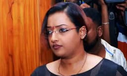 ഡോളർക്കടത്ത്  കേസ്:സ്വപ്ന സുരേഷിന്റെ രഹസ്യമൊഴി എൻഫോഴ്സ്മെന്റ് ഡയറക്ടറേറ്റിനു (ഇഡി)  നൽകരുതെന്ന് കസ്റ്റംസ്