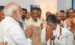 പ്രതിപക്ഷ പിന്തുണ തേടി ദ്രൗപതി മുര്‍മു