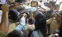 വിശ്വാസ വോട്ടിനെതിരെ ഉദ്ധവ് പക്ഷത്തിന്റെ ഹര്‍ജിയില്‍ വാദം വൈകിട്ട്