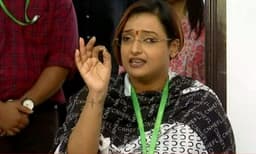 ഗൂഢാലോചനക്കേസ് എന്തുകൊണ്ട് റദ്ദാക്കണം?  വ്യക്തമാക്കണമെന്ന് സ്വപ്നയോട്‌ ഹൈക്കോടതി
