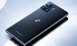 ലോകത്തിലെ ആദ്യത്തെ 200 മെഗാപിക്‌സല്‍ ഫോണ്‍ ; മോട്ടറോള എക്‌സ്30 പ്രോ പുറത്തിറങ്ങി  