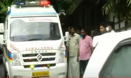 കോടിയേരി ബാലകൃഷ്ണനെ വിദഗ്ധ ചികിത്സയ്ക്കായി ചെന്നൈയിലേക്ക് കൊണ്ടുപോയി