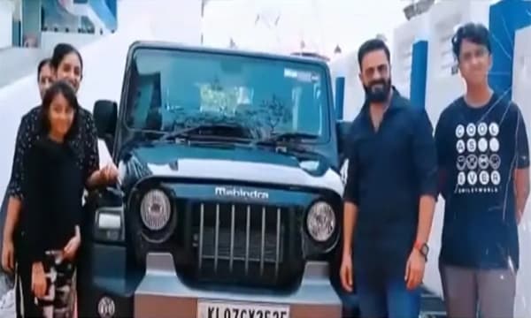 പുത്തന്‍ മഹീന്ദ്ര ഥാര്‍ സ്വന്തമാക്കി പ്രിയ താരം ജയസൂര്യ 