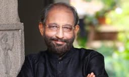  അരങ്ങൊഴിഞ്ഞിട്ട്‌ ഇന്ന്‌ ഒരു വര്‍ഷം; നെടുമുടിത്താളം സ്‌മരണാഞ്‌ജലി ഇന്ന്‌