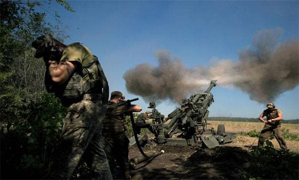 The two most recent advisories, issued by the Indian embassy in Kyiv, followed another issued on October 10 that had urged Indians to avoid all non-essential travel to and within Ukraine