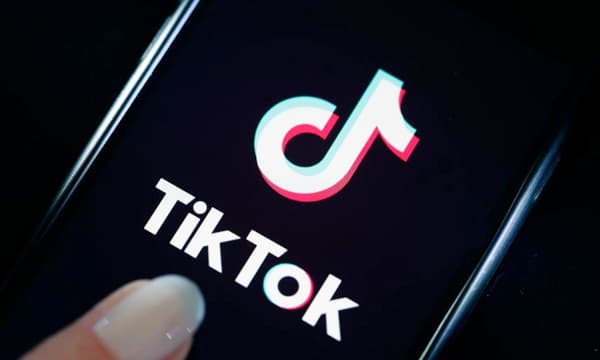 വന്‍ കുതിപ്പുമായി ടിക് ടോക് ; മണിക്കൂറില്‍ 104,000 ഡോളര്‍ വരുമാനം