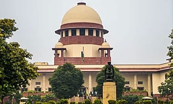 ലഹരി മാഫിയക്കെതിരെ കര്‍ശന നടപടി വേണം; വന്‍കിടക്കാര്‍ക്കെതിരെ അന്വേഷണം ഊര്‍ജിതമാക്കണം: സുപ്രീം കോടതി