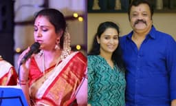വൈക്കത്തപ്പനു മുന്നില്‍ കീര്‍ത്തനം ആലപിച്ച് രാധിക സുരേഷ് ഗോപി