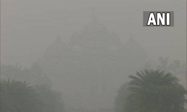 Delhi's AQI plunges into 'severe' category; Air quality panel says no need for Stage-III curbs 