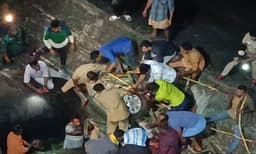 ശബരിമല തീര്‍ഥാടകരുടെ വാഹനം മറിഞ്ഞ അപകടം: മരണം എട്ടായി