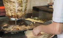 ഭക്ഷ്യസുരക്ഷ പരിശോധന: കൊച്ചിയില്‍ 36 ഹോട്ടലുകള്‍ക്കെതിരെ നടപടി; 6 ഹോട്ടലുകള്‍ പൂട്ടിച്ചു