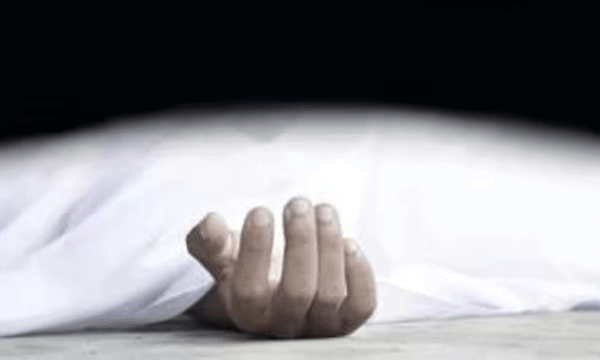 രണ്ടിടങ്ങളില്‍  ഇരട്ടകള്‍ക്ക് മണിക്കൂറുകളുടെ വ്യത്യാസത്തില്‍​ മരണം ; ഒരാള്‍ ടെറസില്‍ നിന്നും താഴെ വീണു, മറ്റേയാള്‍ വാട്ടര്‍ടാങ്കില്‍ തെന്നിവീണു