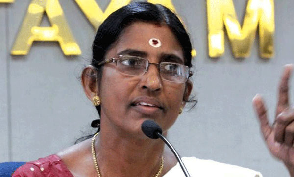 അമ്പലത്തില്‍ പോയിട്ടല്ല തൊഴണം എന്ന് പറയേണ്ടത് ; അമലാപോള്‍ ആചാരം അംഗീകരിക്കണമെന്ന് കെ.പി. ശശികല