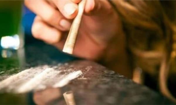 പുകവലിയിലൂടെ ലഹരിയിലേക്കെത്തിയത് 78%, ദിവസം ഒന്നില്‍ കൂടുതല്‍ തവണ ഉപയോഗിക്കുന്നത് 46 %; ​കേരളത്തിന്റെ കൗമാരം ലഹരിക്കുരുക്കില്‍, ആശങ്കപ്പെടുത്തുന്ന റിപ്പോര്‍ട്ട്