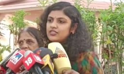 റിസോര്‍ട്ടിലെ താമസം: മാസവാടക 20000 മാത്രം, സ്വകാര്യ വിവരങ്ങള്‍ പരസ്യമാക്കുന്നതില്‍ വിഷമമുണ്ട് -ചിന്ത ജെറോം