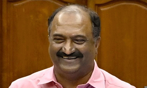 ഇന്ധനസെസ് വഴി  ലക്ഷ്യം 750 കോടി ;  കുടിശ്ശിക പിരിക്കാതെ ധനവകുപ്പ് ഉണ്ടാക്കിയത് 7100 കോടിയുടെ നഷ്ടമെന്ന് സിഎജി റിപ്പോര്‍ട്ട്