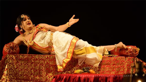 അണിയറയിലെ ജീവിതം, അരങ്ങിലെ നടനകാന്തി