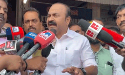 കൊലക്കേസ് പ്രതിയായ ആകാശ് വാതുറന്നാല്‍ പല ഉന്നതരും കുടുങ്ങും; വിഡി സതീശന്‍ 