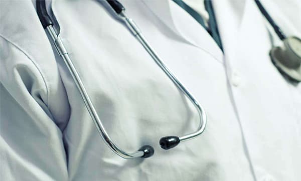 കൈക്കൂലി: ചാവക്കാട് താലൂക്ക് ആശുപത്രിയിലെ രണ്ട് ഡോക്ടര്‍മാര്‍ വിജിലന്‍സ് പിടിയില്‍ 
