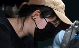 ടാറ്റൂവിലൂടെ സ്ത്രീകളെ ശാക്തീകരിക്കാന്‍ ആഗ്രഹിച്ച് ഒരു ആര്‍ട്ടിസ്റ്റ് 