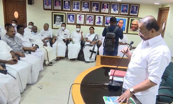 ഉള്‍പാര്‍ട്ടി പോരിനിടെ കെപിസിസി നേതൃയോഗം ഇന്ന്