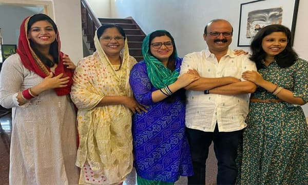 നിക്കാഹ് കഴിഞ്ഞവര്‍ സ്‌പെഷ്യല്‍ മാര്യേജ് ആക്ട് പ്രകാരം വിവാഹിതരായാലുള്ള ഗുണങ്ങള്‍- ഷുക്കൂര്‍ വക്കീലിന്റെ കുറിപ്പ്
