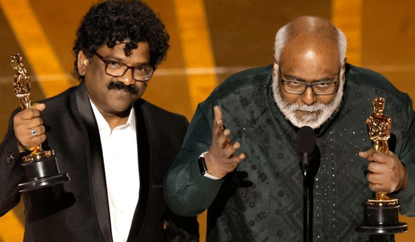 കീരവാണി ഇട്ടുകൊടുത്തത് 20 മികച്ച വ്യത്യസ്ത ട്യൂണുകള്‍ ; രാജമൗലിയ്ക്കും കഴിയാതെ വന്നതോടെ പാട്ട് തെരഞ്ഞെടുത്തത് വോട്ടെടുപ്പിലൂടെ ; 19 മാസം കൊണ്ട് ഉണ്ടാക്കിയ ‘നാട്ടു...നാട്ടു’