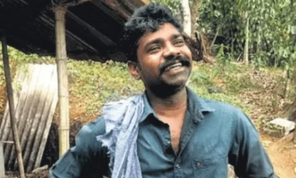 400 ഗോത്ര സമുദായക്കാരില്‍ ഒരാളായി രാഷ്ട്രപതിയെ കാണാന്‍ കോട്ടയത്തെ ഈ പിഎച്ച്ഡിക്കാരനും ; നിശ്ചയദാര്‍ഡ്യം അനീഷിന് കൊണ്ടുവന്നത് അപൂര്‍വ്വ ഭാഗ്യം 