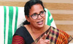 കയ്യിലും കാലിലും പിടിച്ച് ഉയര്‍ത്തി വലിച്ചു;  സ്പീക്കര്‍  മറുപടി പറയണമെന്ന് കെ കെ രമ
