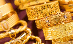 സ്വര്‍ണ വില വീണ്ടും കുതിക്കുന്നു ; 5530 രൂപ കൂടി പവന് 44240 രൂപയായി