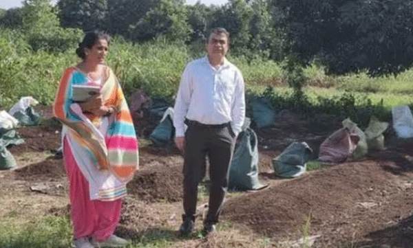  മാലിന്യത്തില്‍ നിന്ന് സന സമ്പാദിക്കുന്നത് കോടികള്‍ 