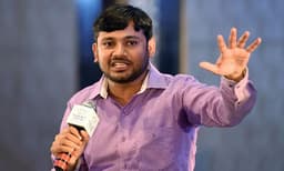 കനയ്യകുമാറിന് സംസ്ഥാന അദ്ധ്യക്ഷ പദവിയോ യൂത്ത് കോണ്‍ഗ്രസ് അഖിലേന്ത്യ അദ്ധ്യക്ഷ പദവിയോ ?
