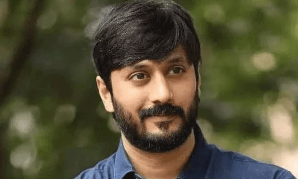 'നുണകളില്‍ കെട്ടിപ്പടുത്തതാണു ഹിന്ദുത്വം, സത്യത്തിനു മാത്രമേ അതിനെ തോല്‍പ്പിക്കാന്‍ കഴിയൂ' ; ഹിന്ദുവിരുദ്ധ ട്വീറ്റ് വിവാദമായി; കന്നഡനടന്‍ ചേതന്‍ അറസ്റ്റില്‍