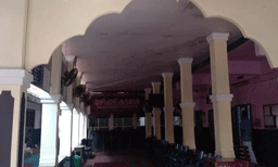 മലപ്പുറത്തെ ക്ഷേത്രഭിത്തിയില്‍ പച്ചനിറം അടിച്ചു ; ഹിന്ദു ഐക്യവേദി എതിര്‍ത്തതോടെ ഐവറിയായി മാറ്റി പെയ്ന്റ് ചെയ്തു