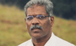 സി.എം. രവീന്ദ്രനു വീണ്ടും നോട്ടീസ് നല്‍കല്‍ തീരുമാനമായില്ല ; ചാറ്റുകള്‍ കള്ളപ്പണയിടപാട് നടത്തിയതിന് തെളിവ​ല്ലെന്നത് ഇ.ഡിയെ കുഴയ്ക്കുന്നു