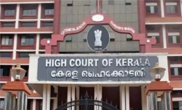 ചേലാകര്‍മ്മം നിരോധിക്കണമെന്നാവശ്യപ്പെട്ടുള്ള ഹര്‍ജി കേരള ഹൈക്കോടതി തള്ളി