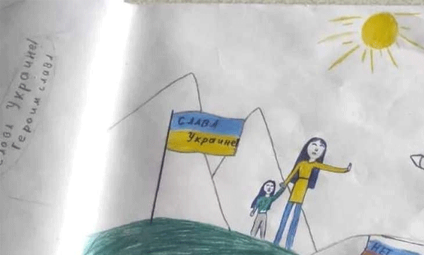 'ഉക്രൈന് മഹത്വം' 'നോ ടു വാര്‍' എന്നെഴുതി ; സ്‌കൂളില്‍ യുദ്ധവിരുദ്ധ ചിത്രം വരച്ച 13 കാരിയുടെ അച്ഛന് റഷ്യയില്‍ രണ്ട് വര്‍ഷത്തെ തടവ്