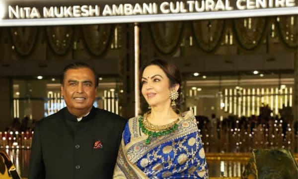 കലാസ്വാദകർക്കായി നിതാ മുകേഷ് അംബാനി കൾച്ചറൽ സെന്റർ തുറന്നു