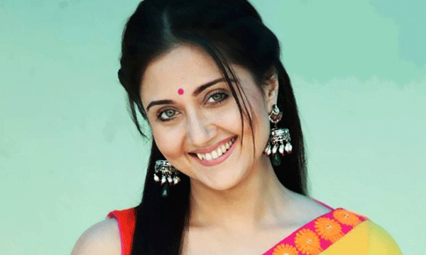 മോര്‍ഫ് ചെയ്ത് നഗ്നമാക്കിയ ചിത്രം അയച്ചുകൊടുത്തു ; പോണ്‍സൈറ്റില്‍ ഇടുമെന്ന് ഭീഷണിയും ; നിര്‍മ്മാതാവിനെതിരേ പരാതിയുമായി നടി 