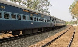 എലത്തൂര്‍ തീവണ്ടി ആക്രമണം; ജനറലില്‍നിന്ന് റിസര്‍വേഷന്‍ കമ്പാര്‍ട്ട്‌മെന്റിലേക്കുള്ള വാതില്‍ അടയ്ക്കും