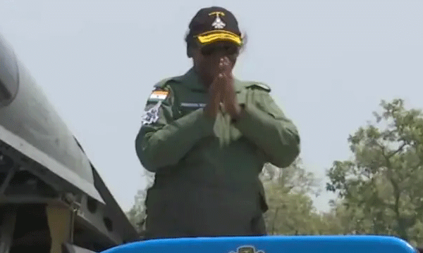 സുഖോയ് യില്‍ യാത്രനടത്തി രാഷ്ട്രപതി ദ്രൗപതി മുര്‍മ്മു; പറന്നത് തേസ്പൂര്‍ വ്യോമതാവളത്തില്‍ നിന്നും