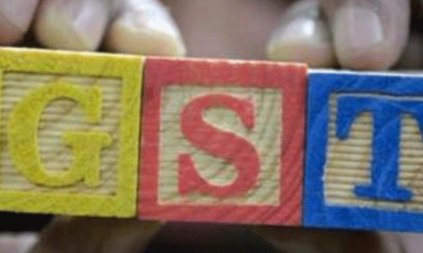 സംസ്ഥാനം കടുത്ത സാമ്പത്തിക പ്രതിസന്ധിയില്‍ ; എന്നിട്ടും 20,000 കോടി രൂപ പിരിക്കാന്‍ താല്‍പ്പര്യമെടുക്കാതെ ജി.എസ്.ടി. വകുപ്പ്