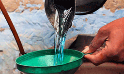 റേഷന്‍ മണ്ണെണ്ണ വിതരണം കേരളമുള്‍പ്പെടെ സംസ്ഥാനങ്ങളില്‍ പൂര്‍ണമായി നിര്‍ത്തിയേക്കും; നീക്കവുമായി കേന്ദ്രം 