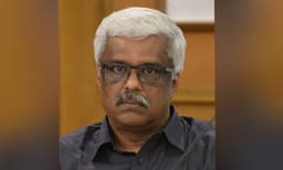 ലൈഫ് മിഷന്‍ കോഴക്കേസില്‍ എം ശിവശങ്കറിന്റെ ജാമ്യാപേക്ഷ  ഹൈക്കോടതി തള്ളി
