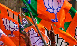 20 വര്‍ഷം പാര്‍ട്ടിയില്‍ പ്രവര്‍ത്തിച്ചു; തെരഞ്ഞെടുപ്പില്‍ സീറ്റ് നല്‍കിയത് പുതിയതായി വന്നയാള്‍ക്ക് ; ബിജെപി പ്രവര്‍ത്തകന്‍ വിഷം കഴിച്ചു