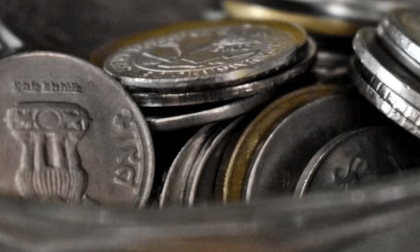 ഷിര്‍ദ്ദിസായി ക്ഷേത്രത്തിലെ കാണിക്ക ഇനി വേണ്ട ; കര്‍ശന നിലപാട് എടുത്ത് നാസിക്കിലെ ബാങ്കുകള്‍; തീരുമാനത്തിന് പിന്നില്‍ ഈ കാരണം