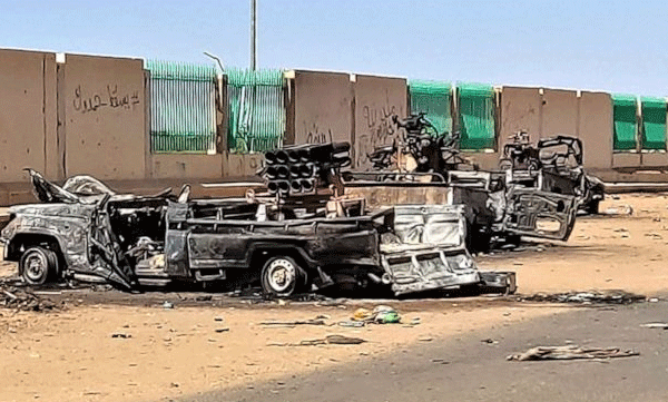 സുഡാനില്‍ ഇന്ത്യാക്കാരെ ഒഴിപ്പിക്കലിന് വ്യോമ-നാവികസേനകള്‍ക്ക് നിര്‍ദേശം ; മലയാളി കൊല്ലപ്പെട്ടതില്‍ അനുശോചനവുമായി പ്രധാനമന്ത്രി