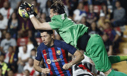 റയല്‍ ആരാധകര്‍ക്ക് ആശ്വാസം ; ബാഴ്‌സിലോണയ്ക്കും തങ്ങളുടെ ടീമിന്റെ അതേ വിധി ; ഏഴു കളി കൂടി കാത്തിരിക്കാം